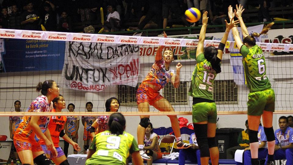 Proliga%202016%20Popsivo%20vs%20Petrokimia